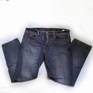 34x30 Slim fit men's Lucky brand blue jeans